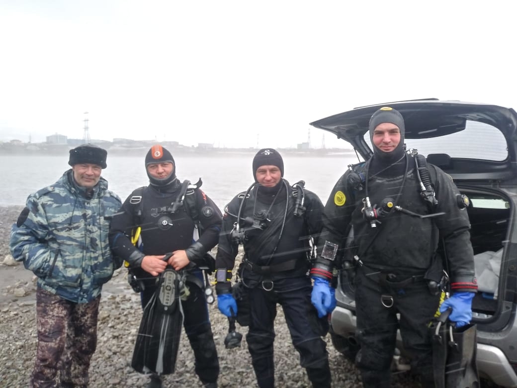 Норильские дайверы и участники клуба моржей «Умка» присоединились к международной акции по очистке водоёмов