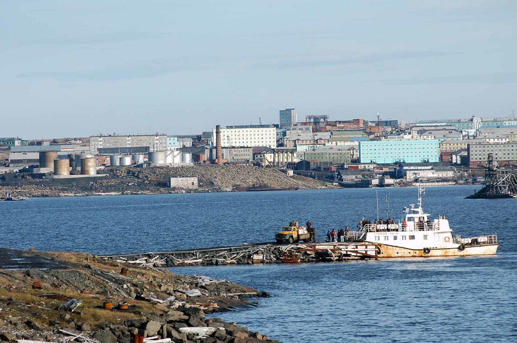 Г диксон. Диксон посёлок городского типа. Поселок Диксон Красноярского края. Порт Диксон Красноярского края. Диксон Таймыр.